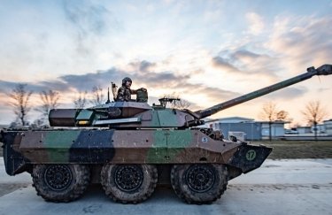 Франция назвала новые сроки передачи Украине легких танков AMX-10