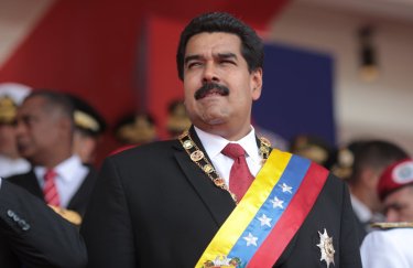 Венесуэла проводит самые масштабные в истории страны военные учения