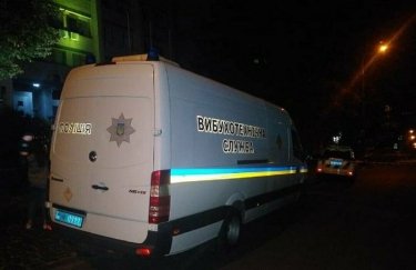 В Киеве из гранатомета обстреляли здание (ФОТО)