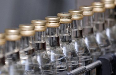 В 2017 году налоговая изъяла 16 млн литров алкоголя