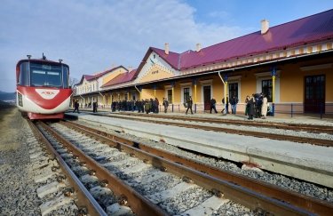 "Укрзалізниця" відновила рух потягів на двох дільницях на кордоні з Польщею