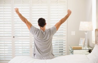 Wake up happy: Как перестать ненавидеть звонок будильника