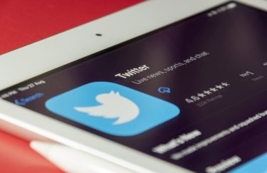 Twitter відновив синю галочку для відомих акаунтів
