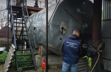 Во Львовской области нашли подпольный нефтеперерабатывающий завод (ФОТО)