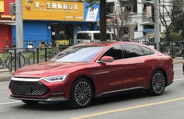 Китайська компанія BYD вироблятиме електромобілі у В'єтнамі