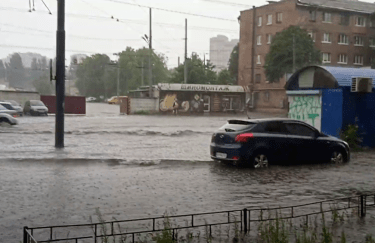 Затопленная улица Довженко. Фото: скриншот видео