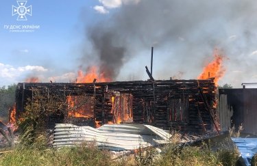 Фото: ГУ ГСЧС в Харьковской области Армия РФ обстреляла три района Харьковщины: в ОВА рассказали о последствиях вражеских атак