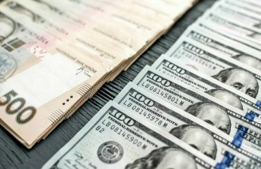 НБУ на треть увеличил выкуп валюты на межбанке