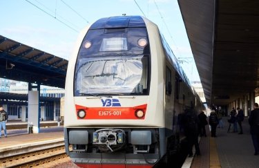 "Укрзализныця" развенчивает фейки об эвакуационных поездах