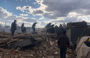 В Бородянке попаданием снаряда уничтожен дом