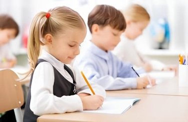 Ілюстрація: ua.depositphotos.com Уряд визначив дату впровадження програми "Школа офлайн"