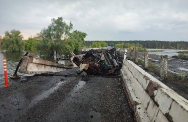Опубликована схема объезда разрушенного взрывом мостав в Демидове под Киевом
