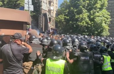 Фото: скриншот видео с канала о событиях в центре Киева 14 августа 2021 года