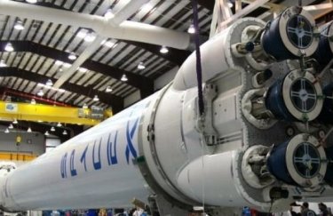 "Антонов" занимается перевозкой части ракеты для компании SpaceX