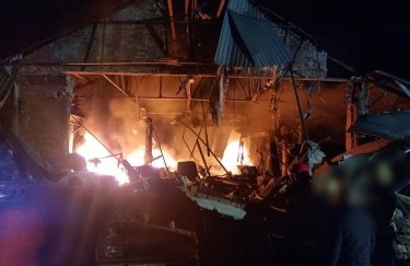 РФ атаковала Украину дронами, в Киевской области уничтожен склад и повреждены здания предприятия