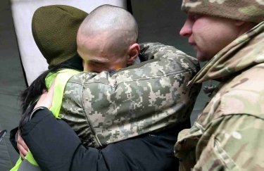 З полону звільнили 17 українців: 16 військових та одного цивільного