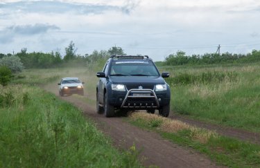 Фото: Depositphotos Водителям напомнили об обязательности включения фар вне населенных пунктов с 1 октября