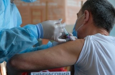 Вакцинация против коронавируса. Фото: Минздрав