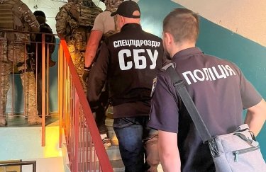 Фото: ГУНП в Одесской области В Одессе поймали рэкетиров, выбивавших "долги" из бизнеса: от фермера хотели почти 1 миллион (ФОТО)