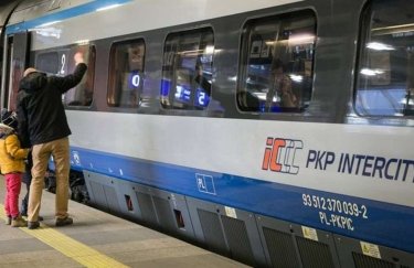 PKP Intercity, потяг польща, поляки, українці в польщі