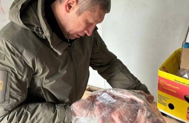 Замминистра обороны Виталий Половенко внезапно проверил продуктовые склады. Фото: пресс-служба Минобороны