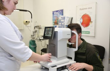 "Люксоптика" пропонує військовим безплатну перевірку зору, окуляри та лінзи