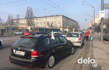 "Мы хотим легализации": в Киеве таксисты-частники устроили автопробег за свои права (ФОТО)