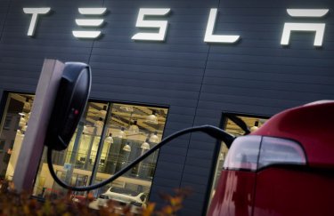 Илон Маск продолжает продавать акции Tesla: уже выручил почти $10 млрд