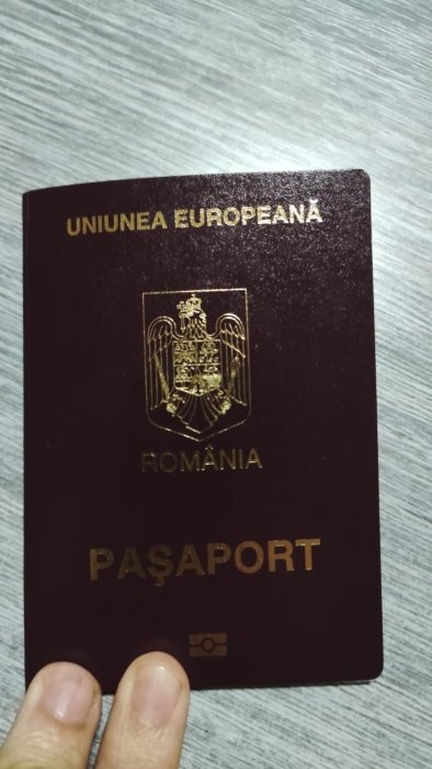 Фото 3 — Житель Румынии незаконно вывозил заграницу украинцев за $5000, - Генпрокуратура