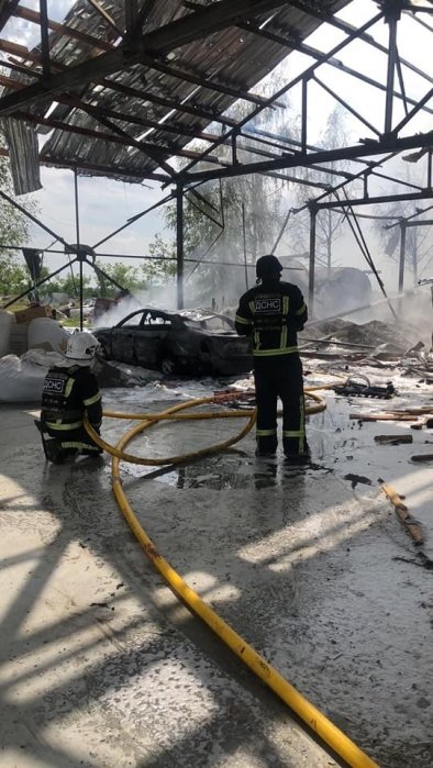 Фото 2 — Над Черкасской областью сбили ракету, обломки повредили объект гражданской инфраструктуры