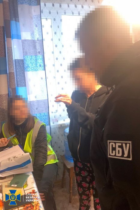 Фото 2 — В Киеве задержали "чиновницу МВД ДНР", которая планировала бежать за границу