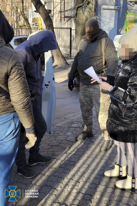 Фото 2 — СБУ задержала российского агента, который наводил ракеты на ТЭС в Днепре и охотился за местными системами ПВО