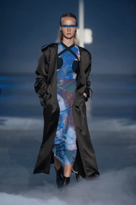 Фото 43 — Свежая мода: дерзкие идеи молодых на показах UFW для тех, кто любит эксперименты (ФОТО)