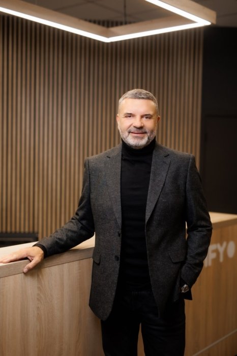Фото 3 — Сеть Comfy назначила нового CEO: что известно