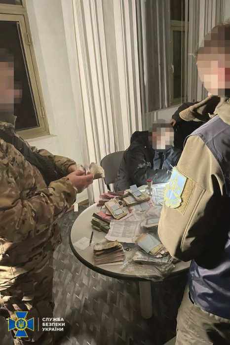 Фото 2 — На Харьковщине задержали депутата, который снабжал оккупантов продовольствием