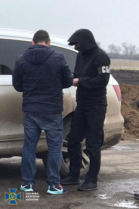 Фото 3 — Завербований ФСБ: депутата Херсонської міськради заарештували за підозрою у держзраді (ФОТО)