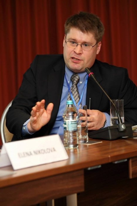 Фото 3 — МВФ це як лікар, який прописує ліки неприємні, але врешті-решт необхідні — Городніченко