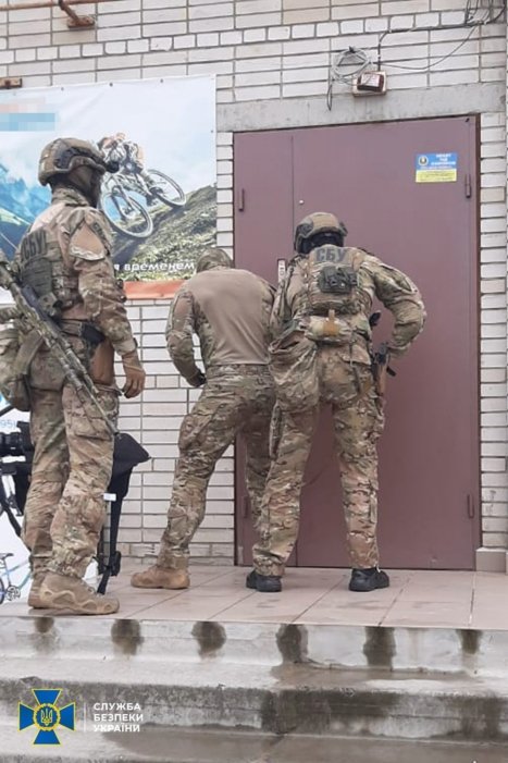 Фото 4 — На Сумщине ликвидировали сеть подпольных call-центров (ФОТО)
