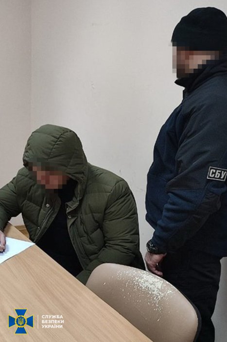 Фото 2 — Коллаборанты из Луганщины пытались устроиться в украинские госучреждения