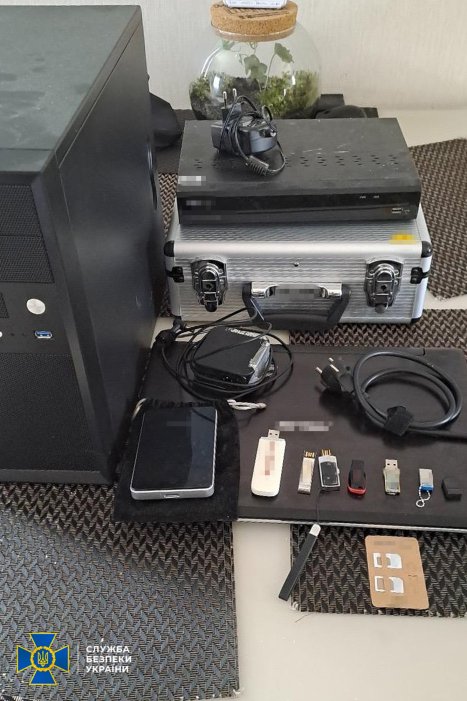 Фото 2 — Колишнє керівництво ДП "Документ" підозрюють у розкраданні понад 21 млн грн