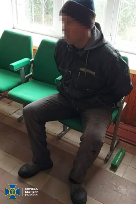 Фото 3 — СБУ задержала на Херсонщине трех коллаборантов, заставлявших голосовать на "референдуме о присоединении к РФ"