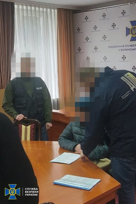Фото 2 — В рядах СБУ разоблачили еще одну поклонницу "русского мира"