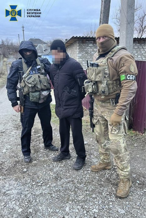 Фото 2 — В Харьковской области задержали мужчину, который помогал оккупантам вывозить украинское зерно в РФ