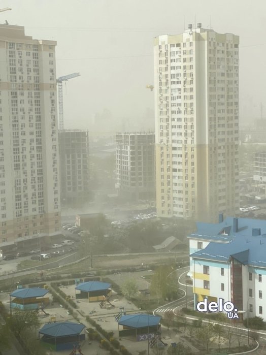 Фото 6 — Киев и Киевскую область накрыло пылевой бурей (ФОТО, ВИДЕО)