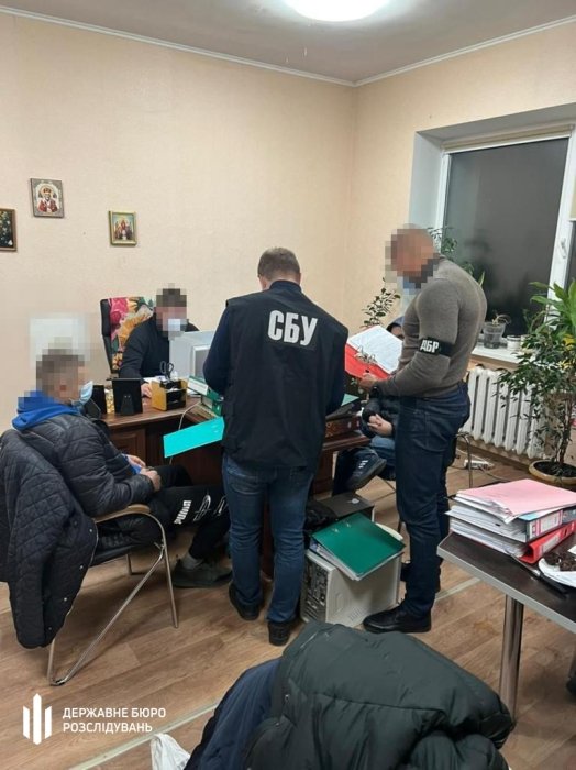 Фото 3 — На Полтавщине ликвидировали конвертцентр с оборотом в полмиллиарда гривен (ФОТО, ВИДЕО)
