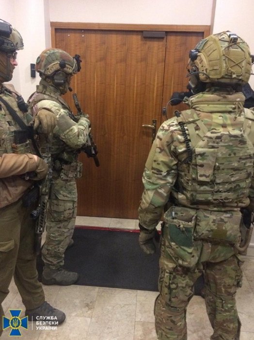 Фото 2 — СБУ арестовала банковские счета на 600 млн грн, связанные руководством налоговой