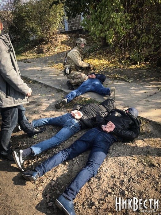 Фото 3 — В Николаеве задержали известного криминального авторитета (ФОТО)