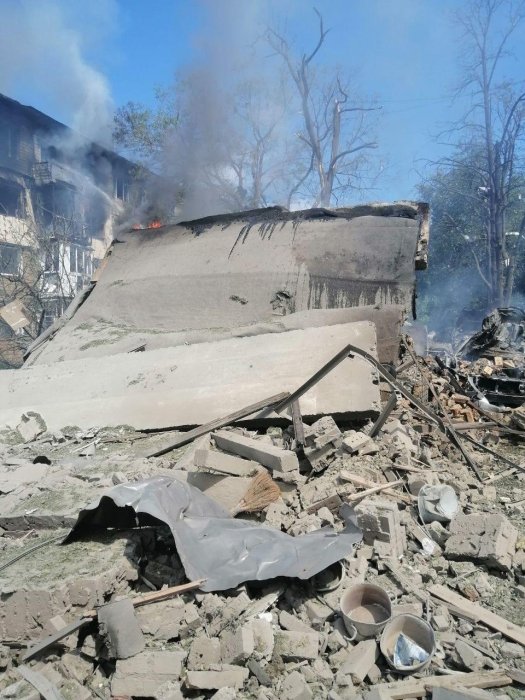 Фото 2 — Внаслідок ракетної атаки в Києві зруйновані або пошкоджені три трансформаторні підстанції