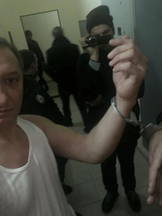 Фото 2 — Полиция задержала "свободовцев" за драку в Верховной Раде (ВИДЕО)