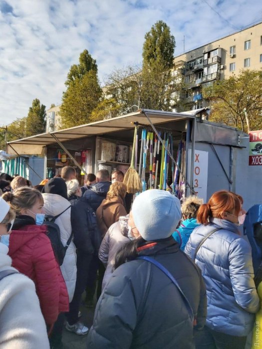 Фото 4 — Одесские предприниматели перекрыли дорогу в знак протеста против карантина (ФОТО, ВИДЕО)